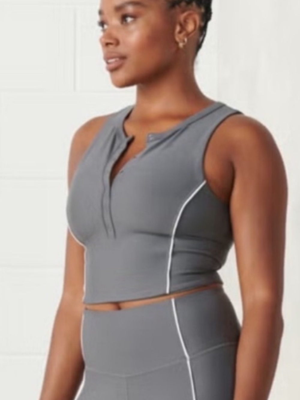 Abercrombie & Fitch YPB Cropped Tank Size XS Gray